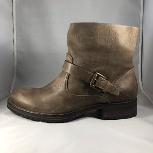 Like New Leather Vero Cuoio Hinge boots, size 9.5